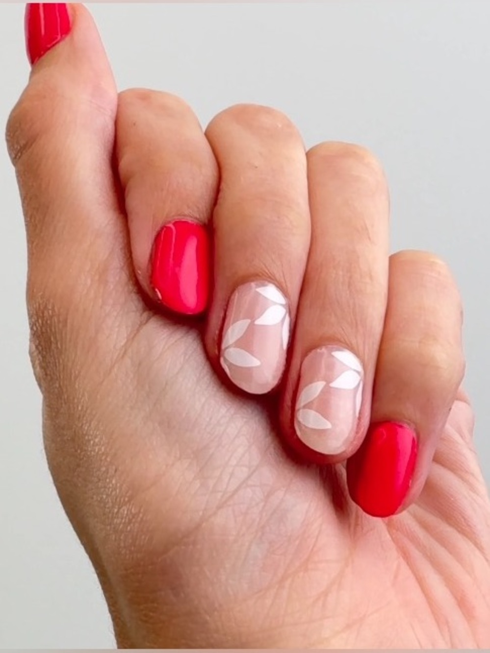 Dashing Diva GLOSS Ultra Shine Gel Nail Strips - Fruit Punch Petals pink floral